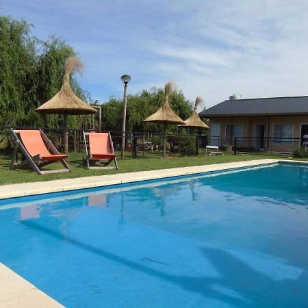 Aitue Bungalows Gualeguaychú Kültér fotó