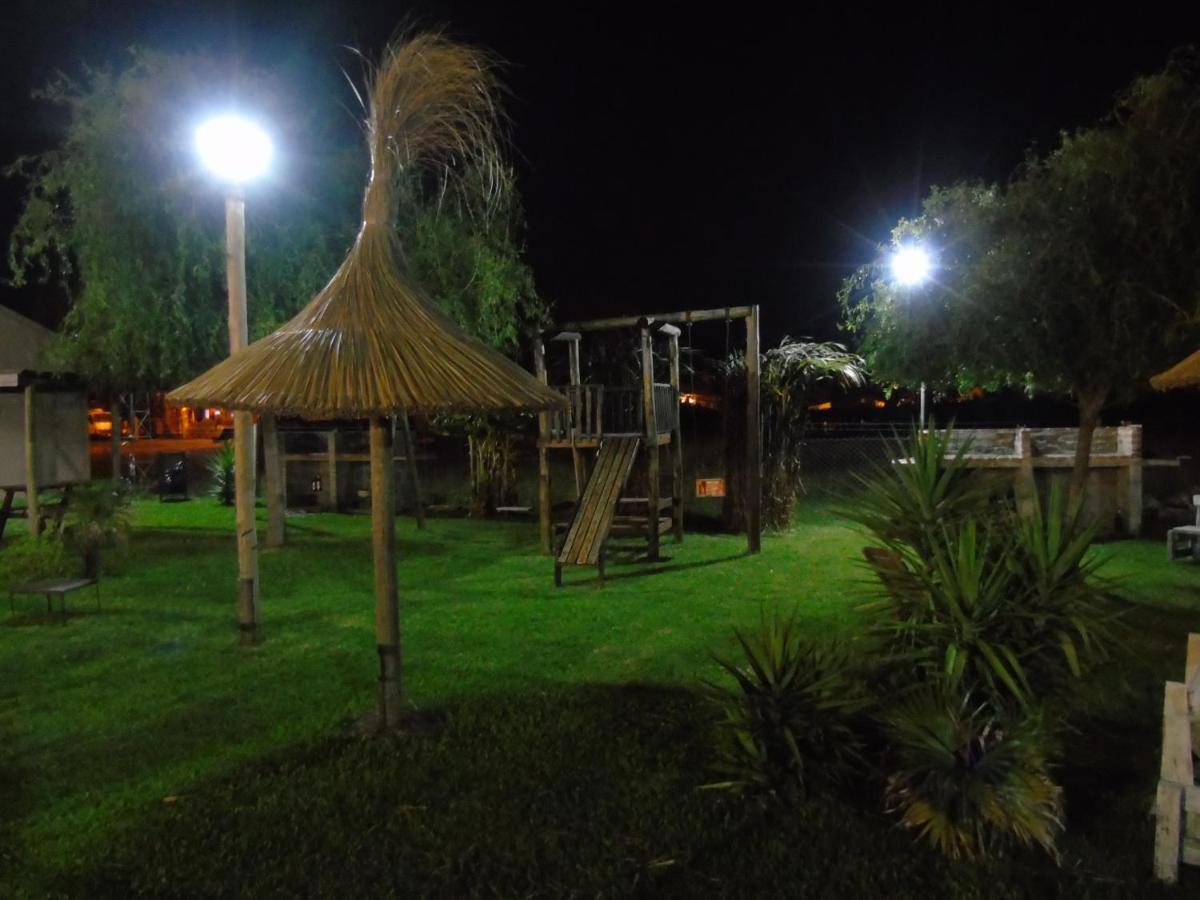 Aitue Bungalows Gualeguaychú Kültér fotó
